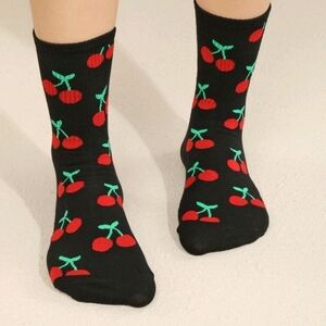 ✨3 FOR $28✨🆕🍒CHERRY PATTERNED RIBBED CREW SOCKS - BLACK🍒